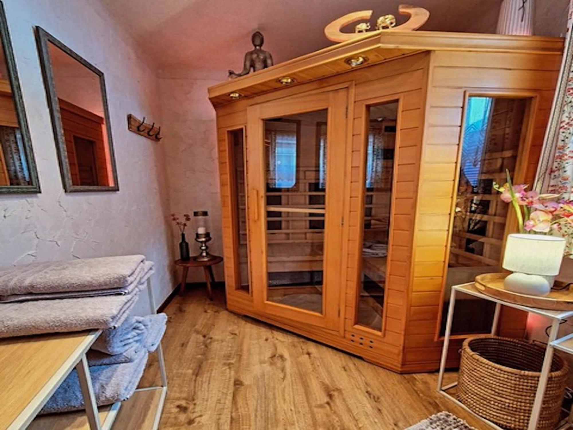 Large Detached Holiday Home In Muhr المظهر الخارجي الصورة